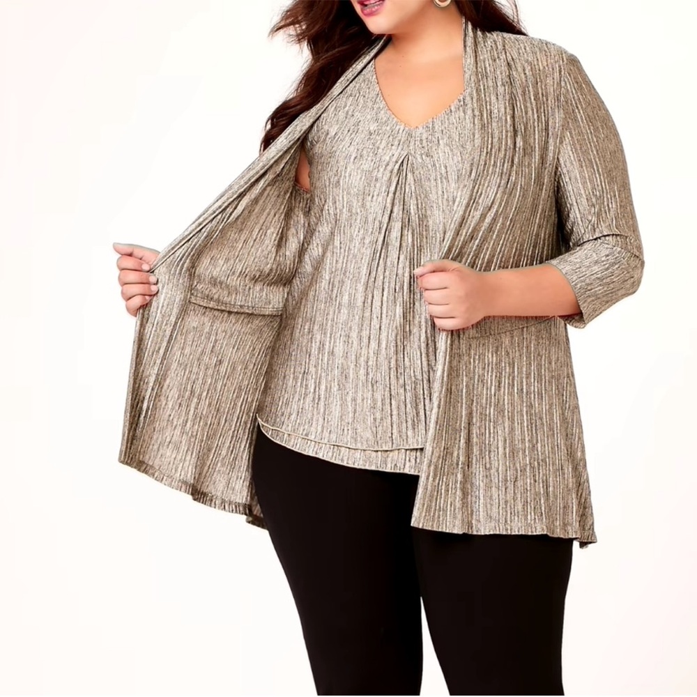 Frank Lyman Silver Metallic Blouse and Cardigan Set Size 16